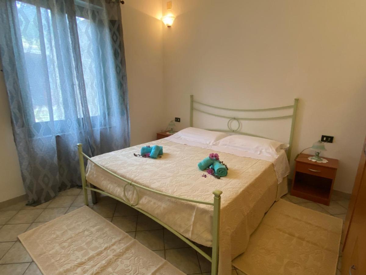 Il Bacio Del Sole Apartamento Tertenìa Exterior foto