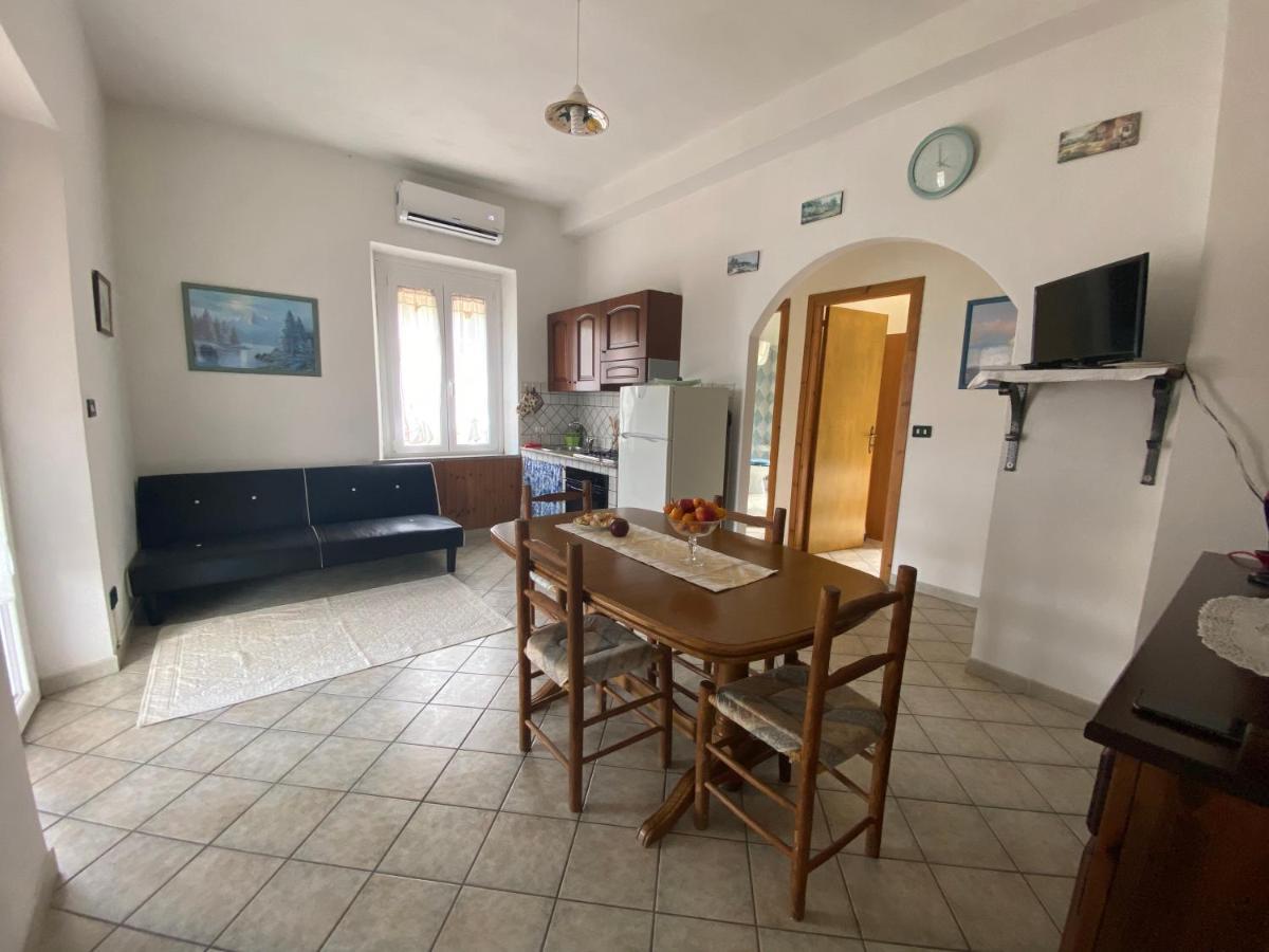 Il Bacio Del Sole Apartamento Tertenìa Exterior foto