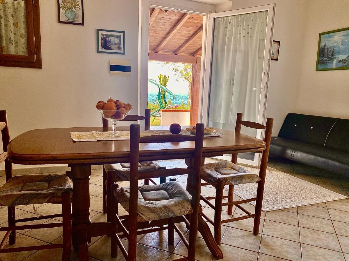 Il Bacio Del Sole Apartamento Tertenìa Exterior foto